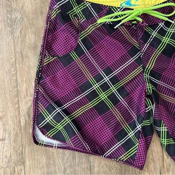 O’Neill Low Rise Plaid Boardshorts Size Small - Picture 4 of 10